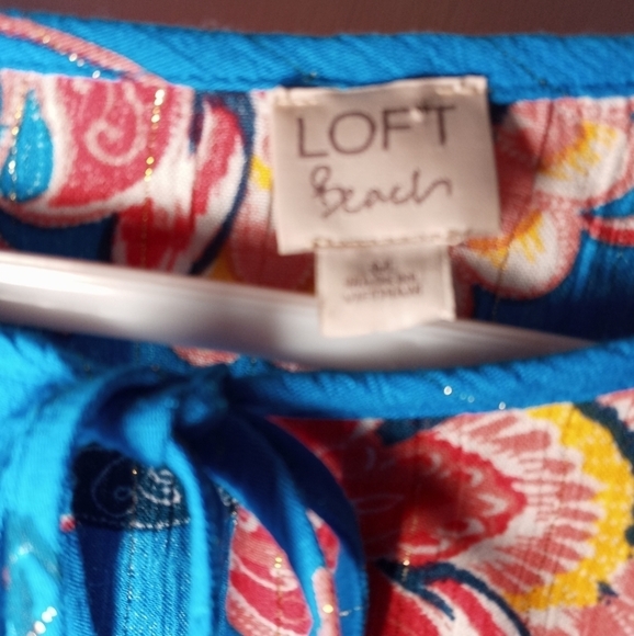 LOFT Beach Blue Floral Blouse - Picture 5 of 8